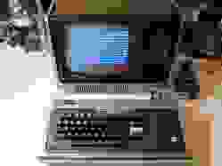 Radio Shack TRS-80 Model 1 + Video Display