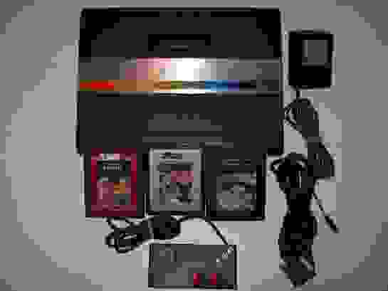 Atari 7800 Peritel + AC Adaptor + Cartridges Atari 7800 Peritel + AC Adaptor + Cartridges