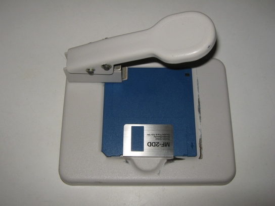 Disk Notcher 720k to 1.44Mb